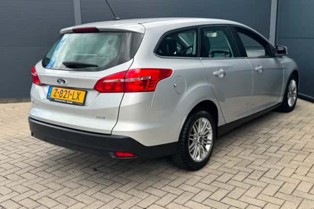 Ford Focus (2017) thumbnail 4