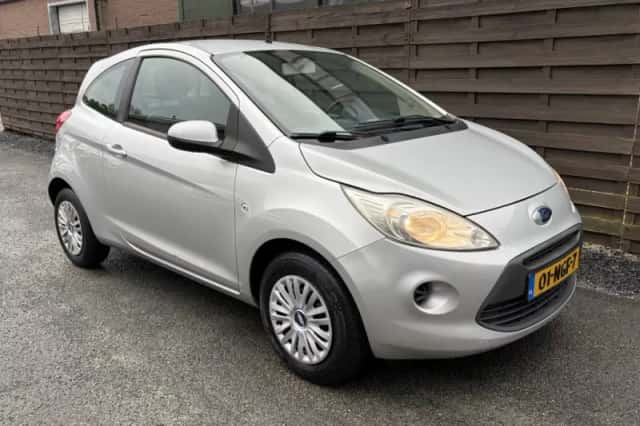 Ford Ka (2010) thumbnail 3