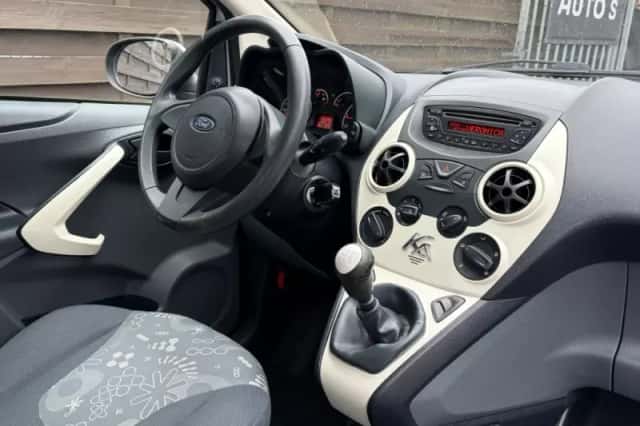 Ford Ka (2010) thumbnail 4