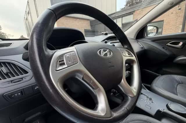 Hyundai ix35 (2012) thumbnail 5