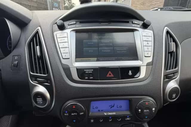 Hyundai ix35 (2012) thumbnail 6