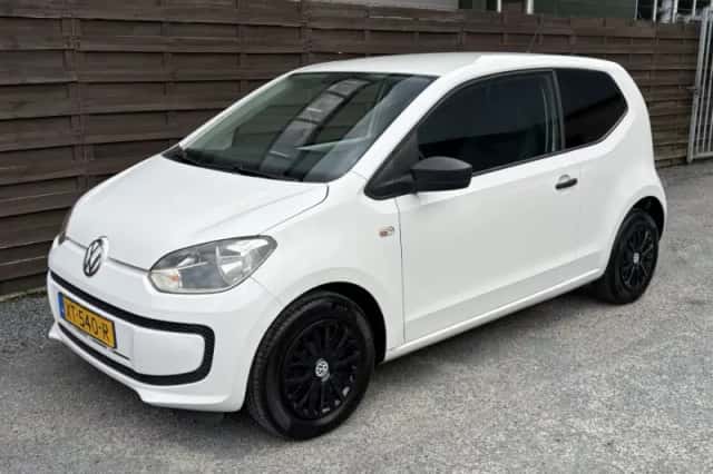 Volkswagen Up! (2012) thumbnail 2