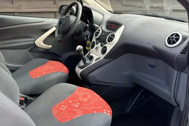 Ford Ka (2010) thumbnail 5
