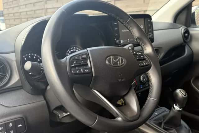 Hyundai i10 (2023) thumbnail 5