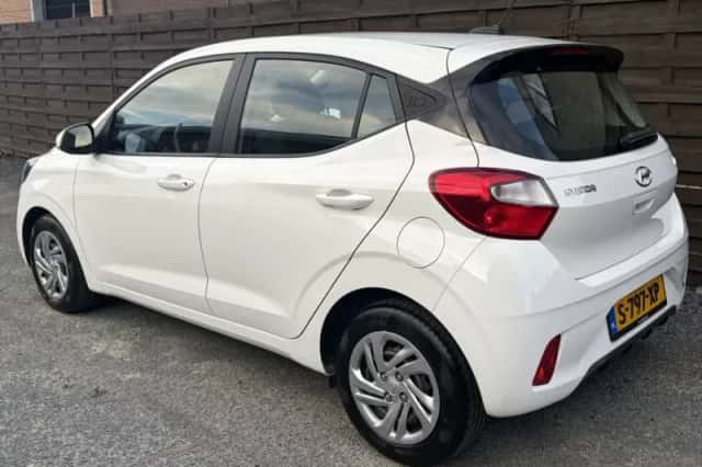 Hyundai i10 (2023) thumbnail 6