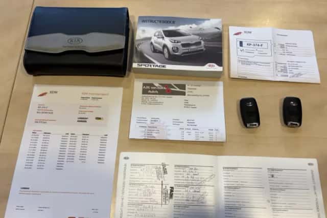 Kia Sportage (2016) thumbnail 2