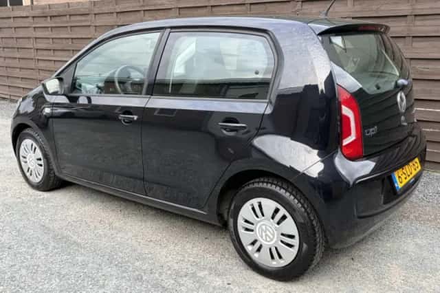 Volkswagen Up! (2013) thumbnail 2