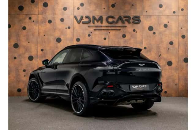 Aston Martin Dbx (2024) thumbnail 3