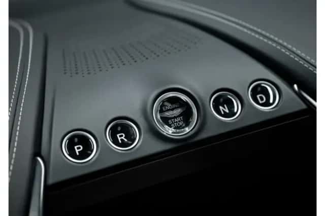 Aston Martin Dbx (2024) thumbnail 41