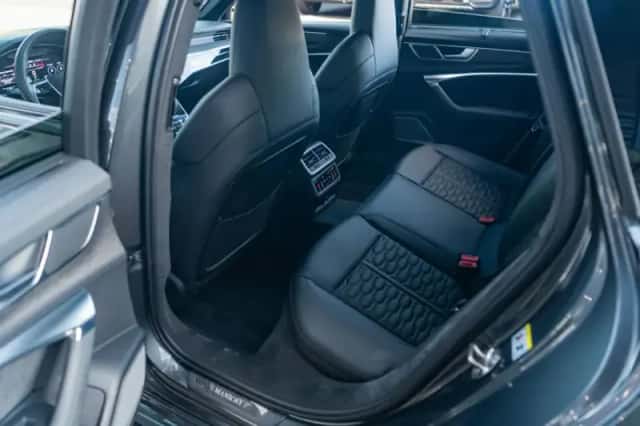 Audi RS6 (2021) thumbnail 21