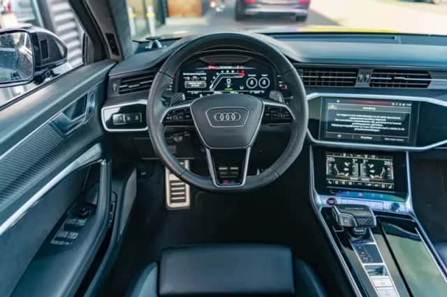 Audi RS6 (2021) thumbnail 23