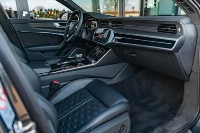 Audi RS6 (2021) thumbnail 24