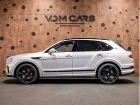 Bentley Bentayga (2021) thumbnail 3