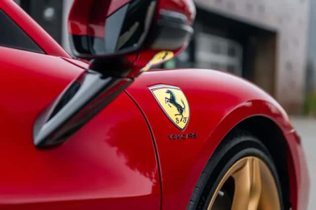 Ferrari 296 GTS (2025) thumbnail 10