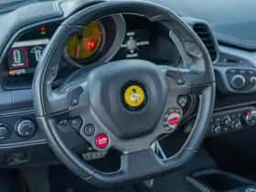 Ferrari 458 Italia (2011) thumbnail 21