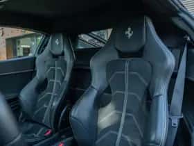Ferrari 458 Italia (2011) thumbnail 35