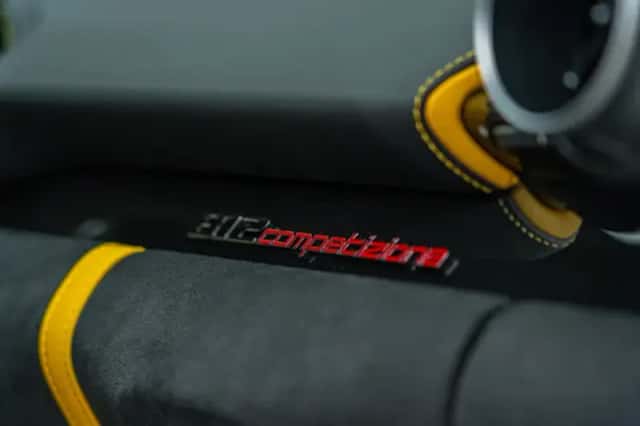 Ferrari 812 Competizione (2022) thumbnail 37