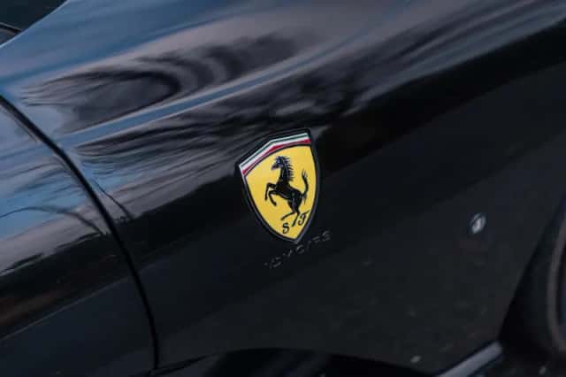 Ferrari 812 GTS (2020) thumbnail 11