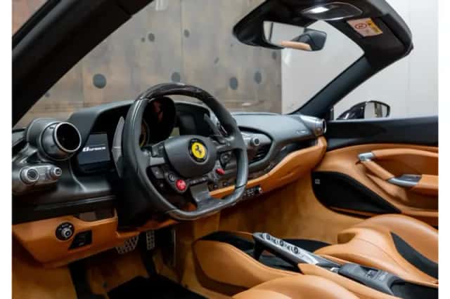 Ferrari F8 Spider (2022) thumbnail 22