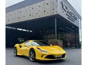 Ferrari F8 Spider (2021) thumbnail 2