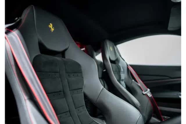 Ferrari F8 Tributo (2021) thumbnail 26