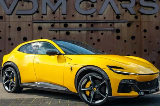 Ferrari Purosangue (2025) thumbnail 3