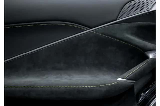 Ferrari Roma Spider (2026) thumbnail 28