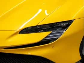 Ferrari SF90 Stradale (2021) thumbnail 11