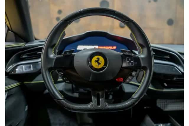 Ferrari SF90 Stradale (2021) thumbnail 19