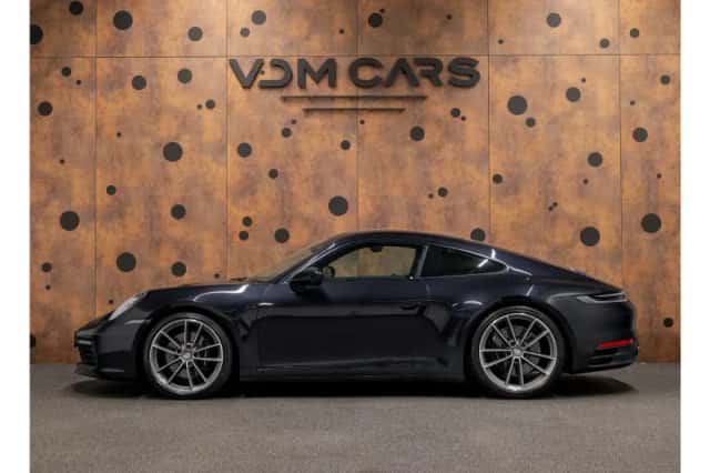 Porsche 911 (2019) thumbnail 2