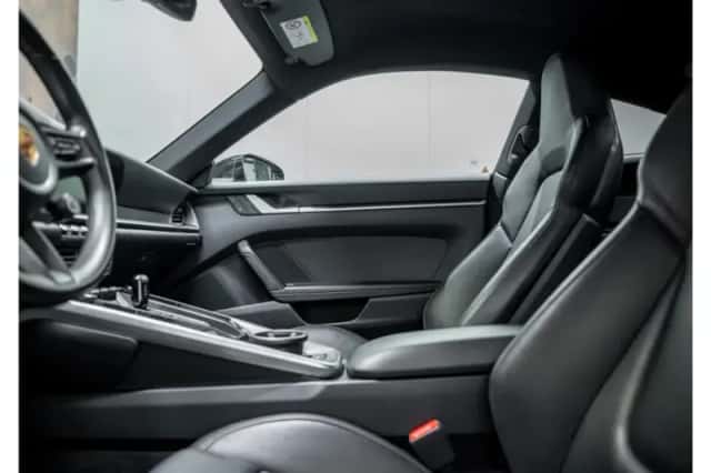 Porsche 911 (2019) thumbnail 30