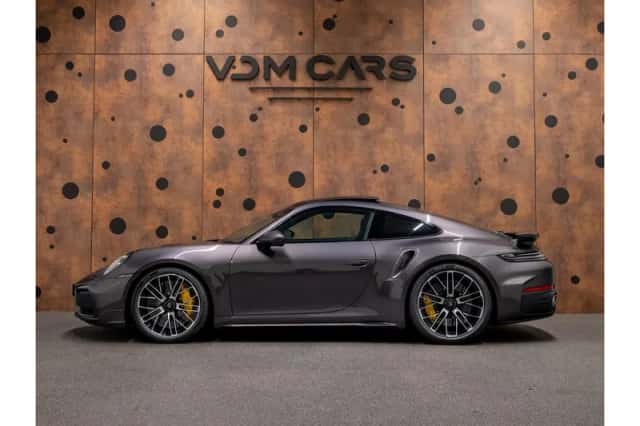 Porsche 911 (2026) thumbnail 2
