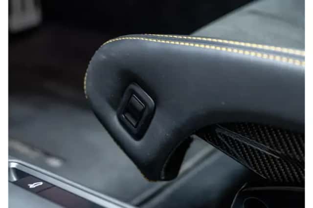 Porsche 911 (2022) thumbnail 24