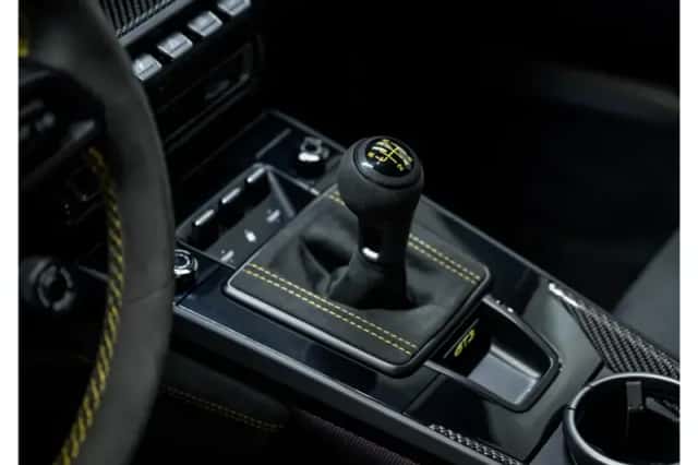 Porsche 911 (2022) thumbnail 30