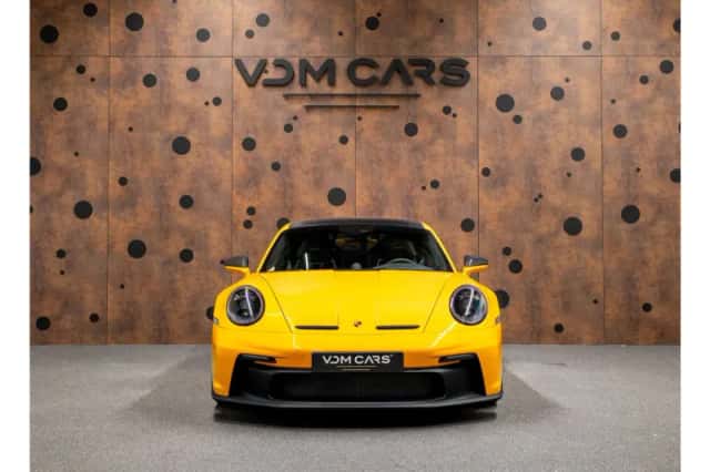 Porsche 911 (2022) thumbnail 8
