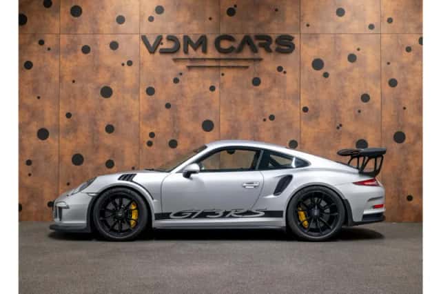 Porsche 911 (2016) thumbnail 2