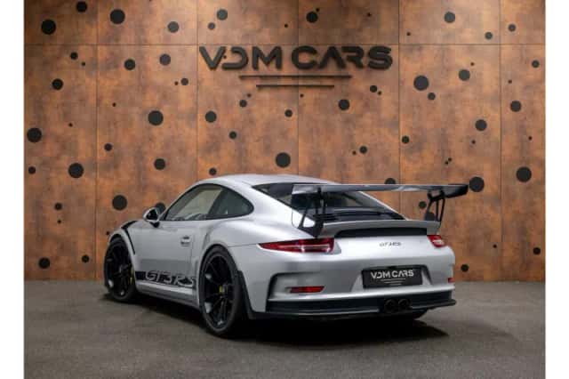 Porsche 911 (2016) thumbnail 3