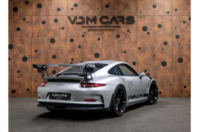 Porsche 911 (2016) thumbnail 5