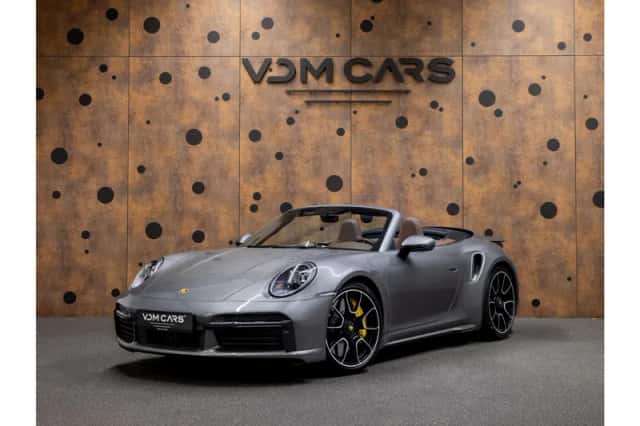 Porsche 911 (2023) thumbnail 1