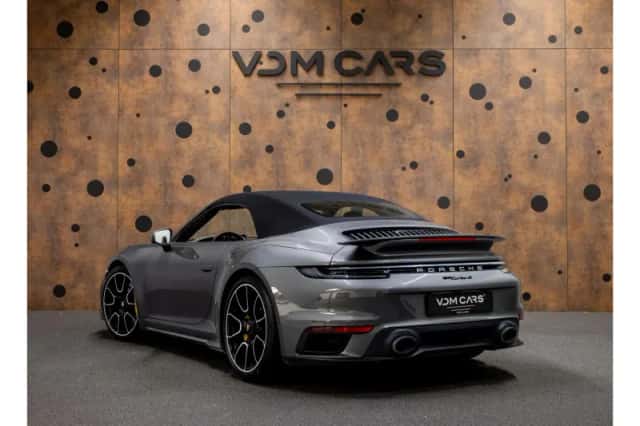 Porsche 911 (2023) thumbnail 10