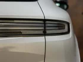 Porsche Cayenne (2024) thumbnail 42