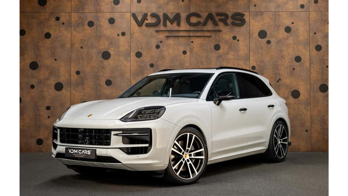 Porsche Cayenne (2024) — foto 1