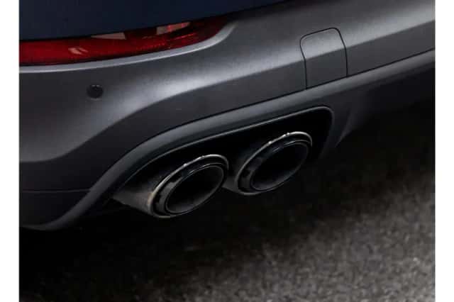 Porsche Cayenne (2024) thumbnail 13