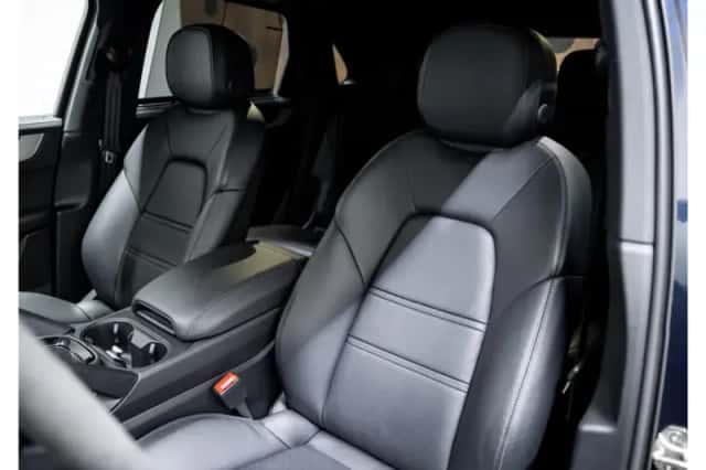 Porsche Cayenne (2024) thumbnail 17
