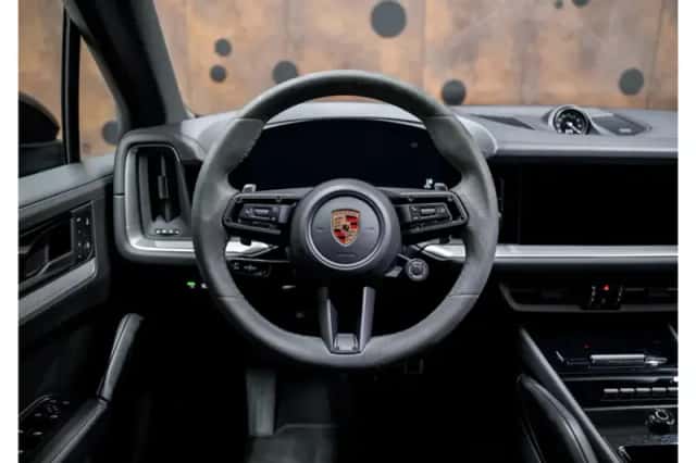 Porsche Cayenne (2024) thumbnail 19
