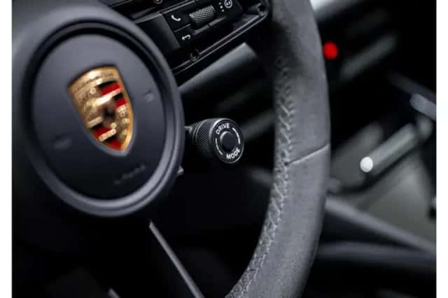 Porsche Cayenne (2024) thumbnail 20
