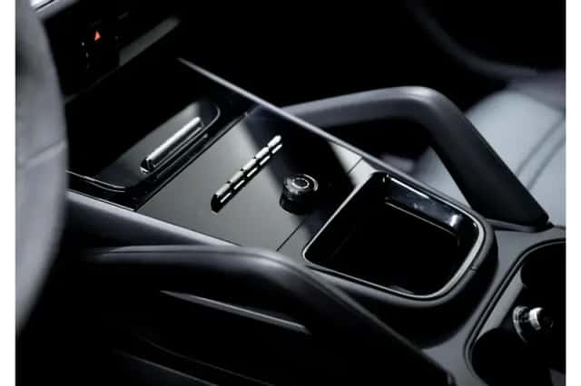 Porsche Cayenne (2024) thumbnail 23
