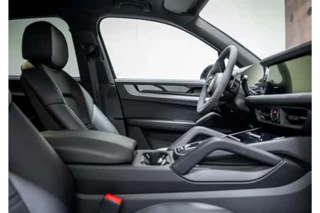 Porsche Cayenne (2024) thumbnail 28