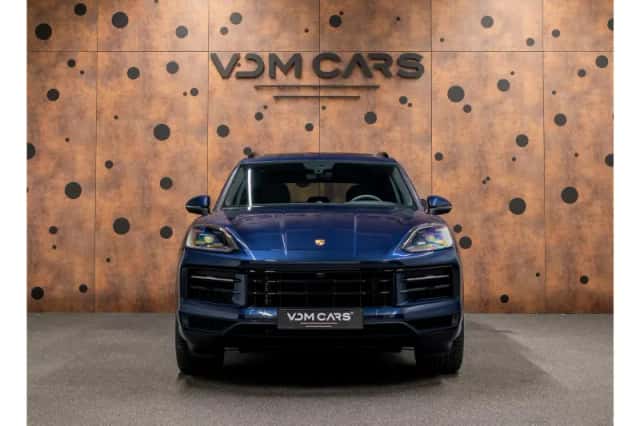 Porsche Cayenne (2024) thumbnail 8