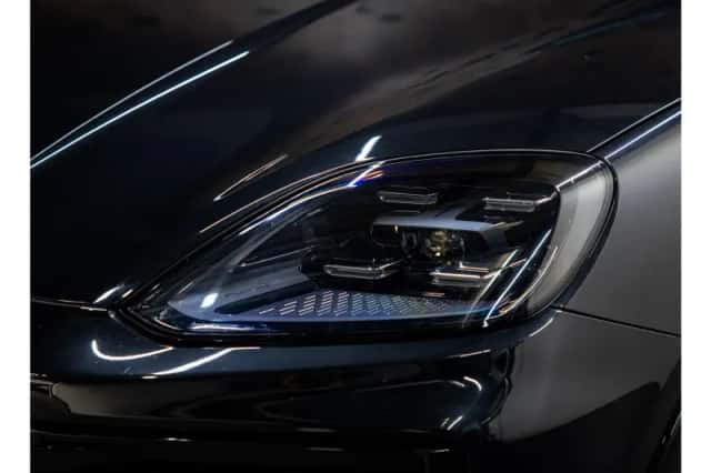 Porsche Cayenne (2024) thumbnail 13